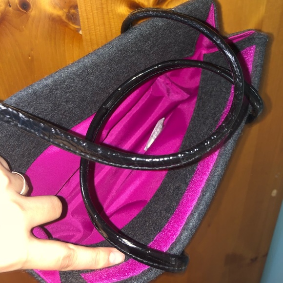 black purse - Picture 2 of 2